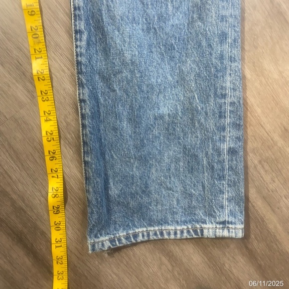 Lucky Brand Men’s Distressed Jeans 30x32 Medium Wash Straight Leg - Picture 7 of 10